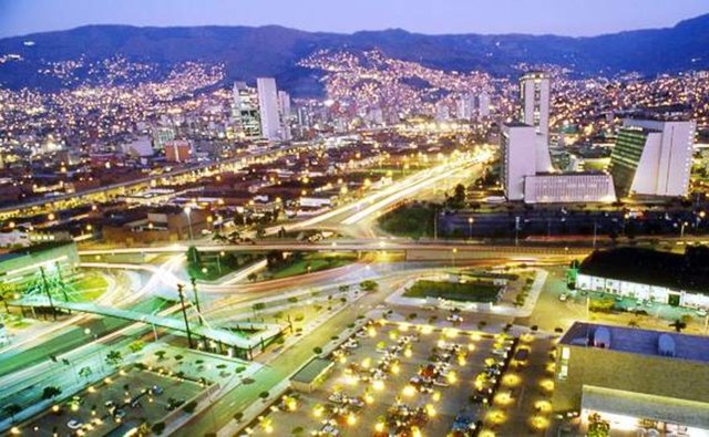 Kolombiya (180 Gün)