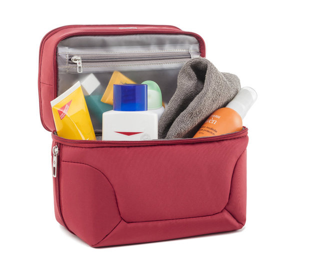 Sürekli seyahat eden sevgilinizin işini kolaylaştıracak bir hediye alternetifi. Samsonite 119 TL.