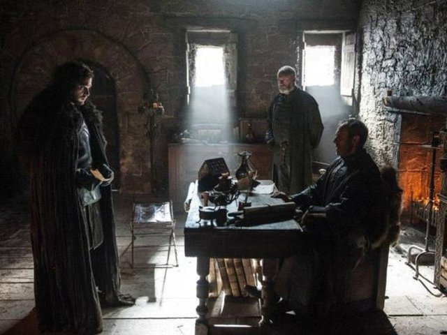 Jon Snow bu sezon Stannis Baratheon ve Davos Seaworth ile tanışıyor.