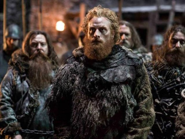 Tormund Giantsbane rolünde Kristofer Hivju.