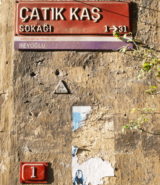 Çatık Kaş Sokağı – Tarlabaşı