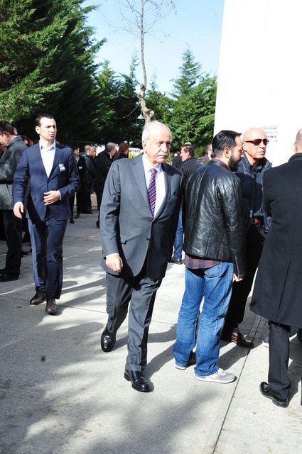 HÜSNÜ ÖZYEĞİN 
