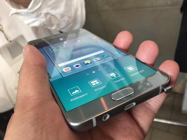 Samsung'un çalışma modeli de Apple ile aynı, ancak aylık ücrete nelerin dahil olacağı gibi detaylar henüz bilinmiyor. -