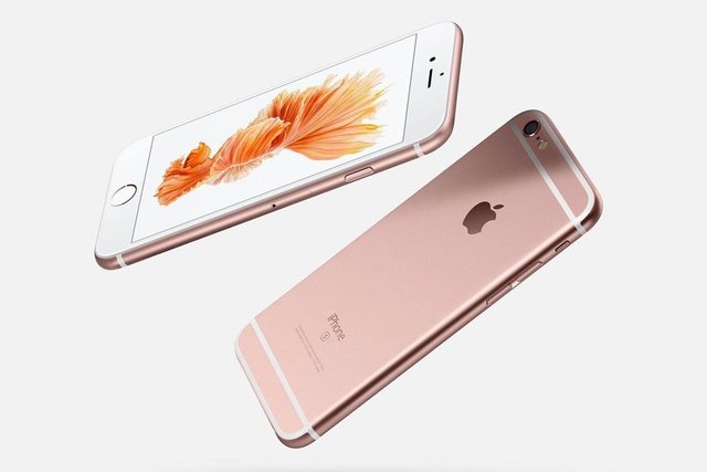 Apple geçtiğimiz haftalarda düzenlediği etkinliğinde yeni iPhone 6S ve 6S Plus ile başlayacak uygulamayla kullanıcıların aylık bir bedel karşılığında telefon kiralayabileceklerini duyurmuştu. -  -  -