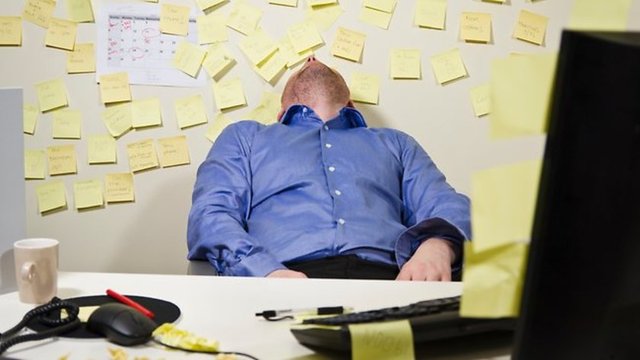 Ofis çalışanlarının bilgisayar başında zamanı nasıl değerlendirdiğini kayıt altına alan uygulama DeskTime'ın topladığı veriler ve Hiroşima Üniversitesi'nin araştırmaları birleştiğinde ortaya ilginç bir tablo çıkıyor: