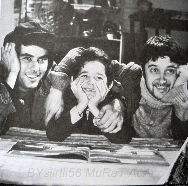 Neden? - Utangaç ve paylaşmaktan hoşlanan bir insandı. Ayrıca olaya 'Bu film Ahmet'in, Mehmet'in filmi' diye değil 'Ekibin filmi, ekibin başarısı' diye bakardı.