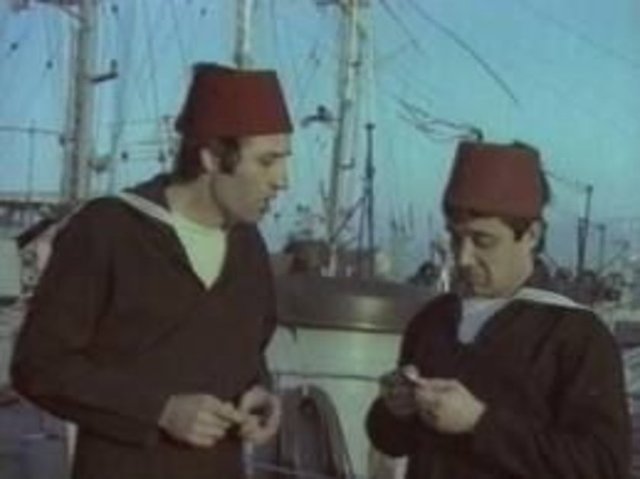 O kadar çok tesadüflerin bir araya gelmesi gerekiyordu ki. Arzu Film'in başarısı birçok denklemin yerli yerine oturmasıyla oluşmuştur. Arada sırada kendi yazdığı senaryolara başkalarının adını yazardı.