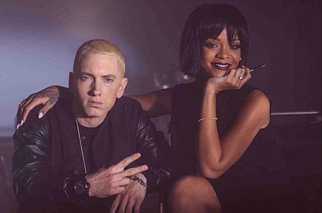 En İyi Rap/Sung İşbirliği: "The Monster", Eminem ve Rihanna