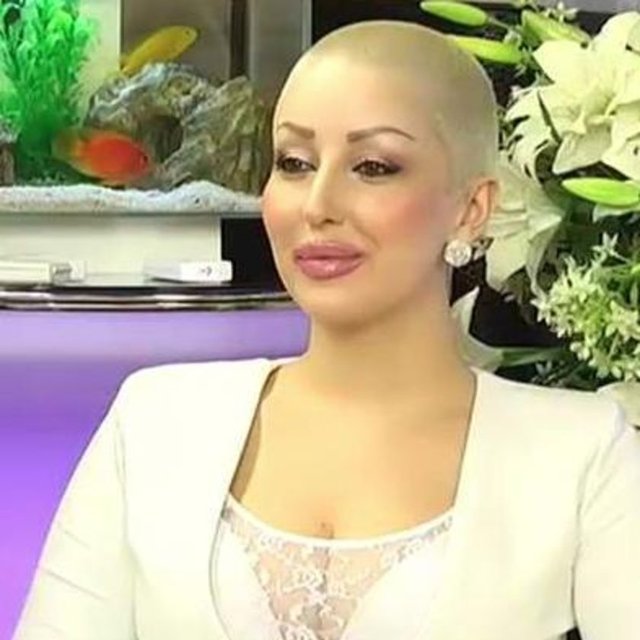 Adnan Oktar, Görkem hanımın yeni imajını 'Amber Rose'dan daha güzel olmuş' sözleriyle değerlendirmişti...