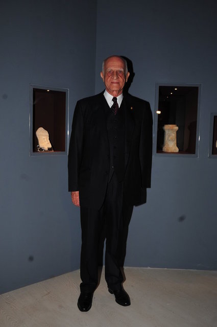 İNAN KIRAÇ 