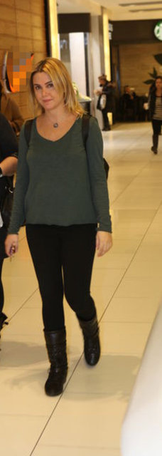 ECE ERKEN  - Herkes hamile duası kabul olur diyor. Allah'ım dualarımı kabul etsin. Allah kimseye evlat acısı yaşatmasın, yakalanan şerefsizler cezasını çeksin. -