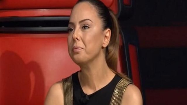 "Anne, beni duyuyor musun? Bugün pazar değil, neden yıkıyorsunuz beni? Kıyafetlerim nerede? Bu beyaz örtü ne anne? Çok sert, neden? Bir tabutun içindeyim, kim bu insanlar? Neden gömüyorsunuz anne beni?