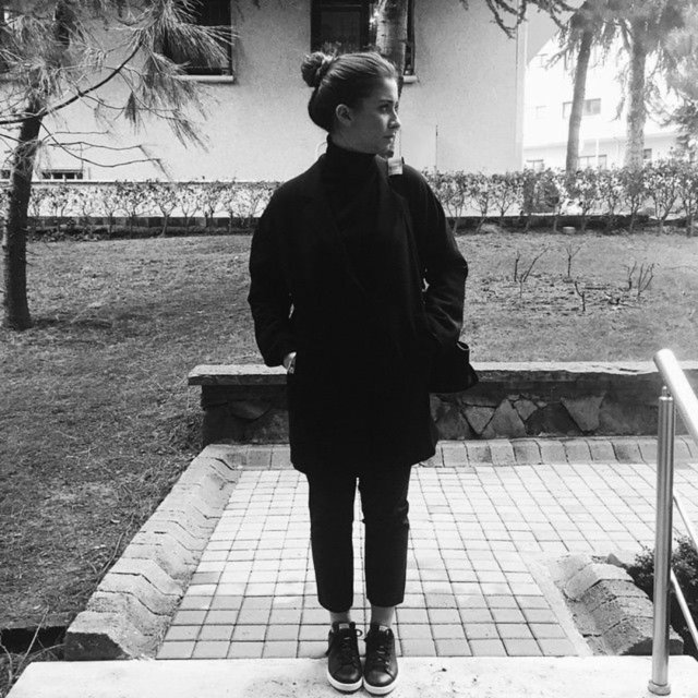 BUSE TERİM  - Kadın olmanın belki de en ağır bedelini Özgecan yaşadı... Bugün onun için ve bu olanlar için siyahlara büründük belki de yeterli değil, belki kimine göre çok saçma ama en azından bir şeyler yapmaya çalışıyoruz.