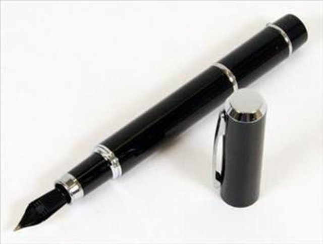 9- Bir "anı sarayı" inşa edin  -  - Anımsamak istediğiniz şeyi canlı bir imgeyle bağdaştırın. Sabrınız anı sarayı yapmaya yetmeyebilir, ama Joshua Foer'in "Einstein ile Ayda Yürüyüş: