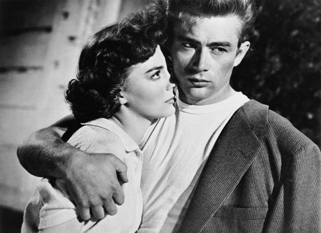 En iyi Yardımcı Erkek Oyuncu Adayı (Sal Mineo), En İyi Yardımcı Kadın Oyuncu Adayı (Natalie Wood), En İyi Hikaye Adayı  - Hiç ödül alamadı.