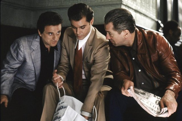 Goodfellas / Sıkı Dostlar(1990), Martin Scorsese: 6 Adaylık  - En İyi Film Adayı, En İyi Yardımcı Kadın Oyuncu Adayı(Lorraine Bracco), En İyi Yönetmen Adayı(Martin Scorsese),