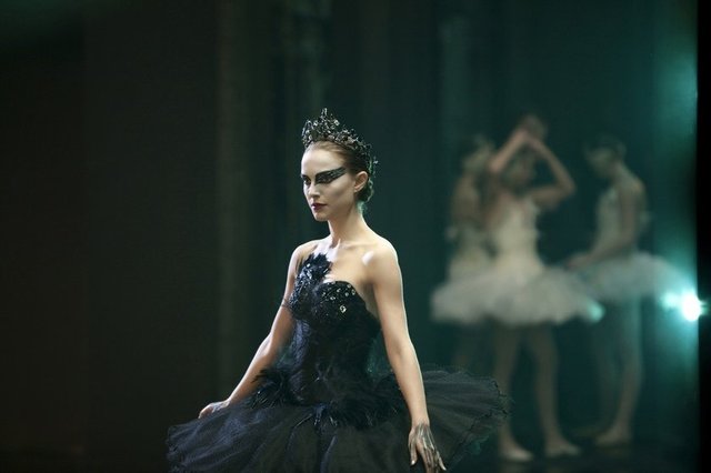 2011 - En iyi kadın oyuncu: Natalie Portman (Black Swan) -