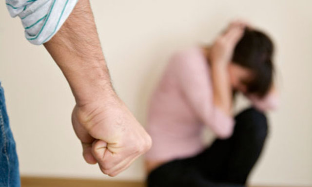 Dış etmenleri ortadan kaldırmadığınız, sevgi dolu, içinde şiddet olmayan bir yuvada büyümesini sağlamadığınız sürece güvensizlik duygusundan kurtulmaları mümkün değildir.