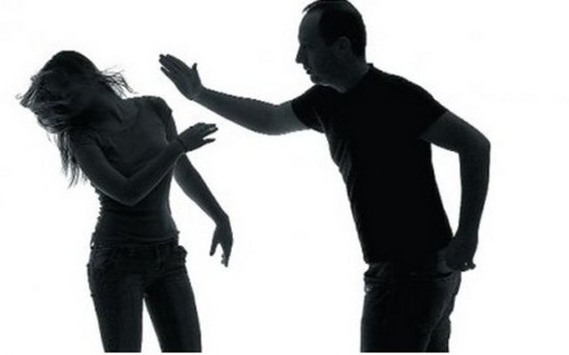 Dudu Çapar - Balıkesir'in Edremit ilçesinde yaşayan 57 yaşındaki Dudu Çapar sevgilisi tarafından dövülerek öldürüldü.