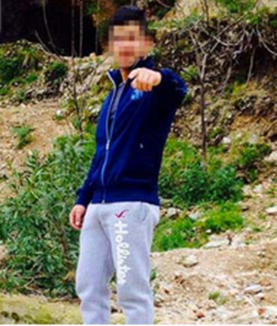 Zübeyde A. - Muğla'nın Menteşe İlçesinde yaşayan 17 yaşındaki lise öğrencisi Mehmet A bilinmeyen bir nedenle tartıştığı annesini pompalı tüfekle öldürdü.