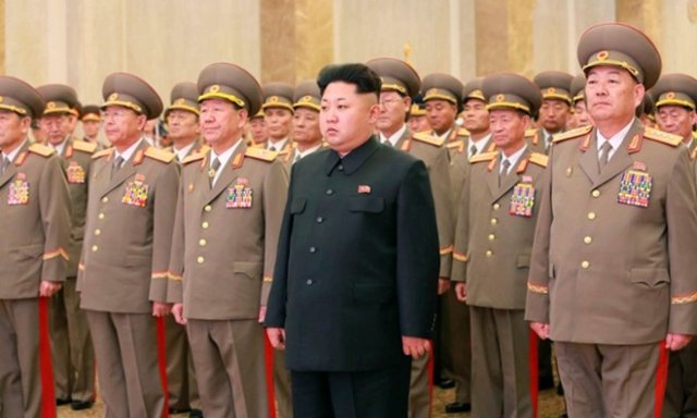 Batılı uzmanlar suyun hareketlerinde de, görüntünün "montaj" olduğunun açıkça görüldüğü iddia edildi.