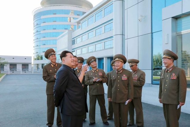 Diğer yandan Yonhap haber ajansına göre, Güney Kore Birleştirme Bakanlığı, eski Kuzey Kore Genelkurmay Başkanı Vekili General Park Sung-Won'un Güney'e iltica ettiği haberlerinin doğru olmadığını açıkladı.