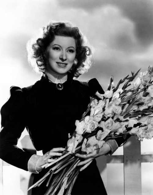 1942 -  Greer Garson 5 dakika 30 saniye teşekkür konuşması yaparak rekor kırdı.
