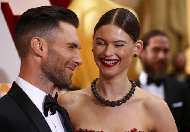 Adam Levine ve Behati Prinsloo