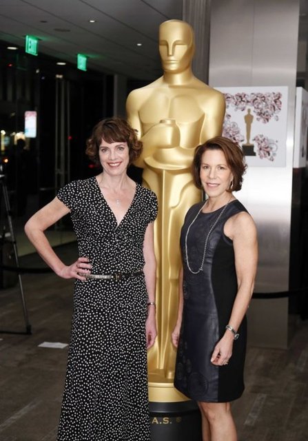 Dana Perry ve Ellen Goosenberg Kent