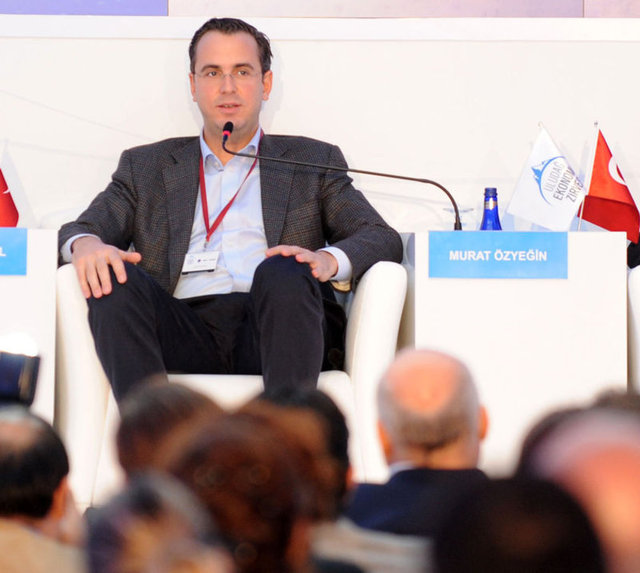 MURAT ÖZYEĞİN, BURAK DURUMAN 