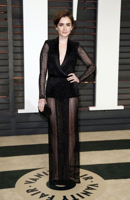 LILY COLLINS