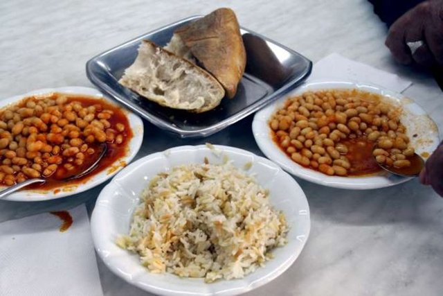 - KURU FASÜLYE - PİLAV