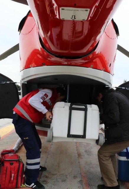 Bağışlanan organların yeni bir hayat yansı bekleyen insanlara nakil edileceğini belirten Organ ve Doku Nakli Samsun Bölge Koordinatörü Dr. Mehmet Kazak, "Acılı aileye göstermiş oldukları büyük fedakarlık ve onurlu davranış için teşekkür ediyoruz."