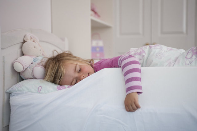 3- Yatak, yorgan ve döşekte yün ve/veya tüy olmamalı,