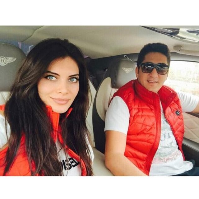 İlişkiyi öğrendikten sonra adeta sokağa atıldık. Van'daki baba evime sığındım. Çocuğumu aramıyor bile. Bu nedenle nafaka ve manevi tazminat davası açtım.