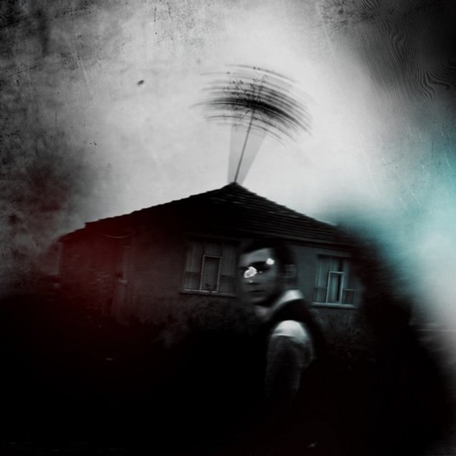 Ölüm eşiği deneyimlerinin mekanizmalarıyla ilgili çeşitli teoriler öne sürülmüş bulunsa da bunların hiçbiri bu olguyu tam olarak açıklayabilmiş değil.  -