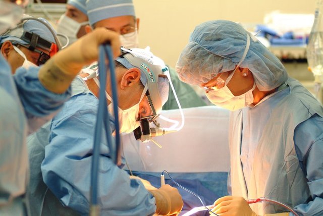 Yöntemin amacı, balon ya da stent ile damarı genişletmek değil damar duvarında oluşan kireçlenme dediğimiz kısmı tıraşlayarak temizlemektir. -