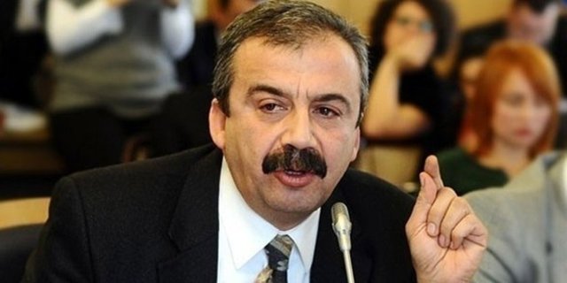 Sırrı Süreyya Önder - 7 Temmuz 1962 - Yengeç burcu -