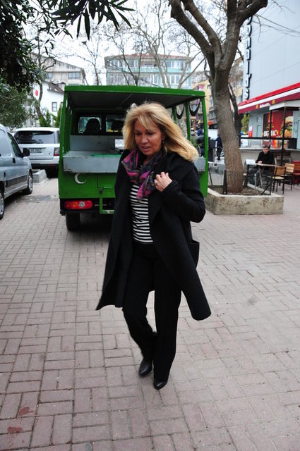 GÜLBİN SİMİTÇİOĞLU