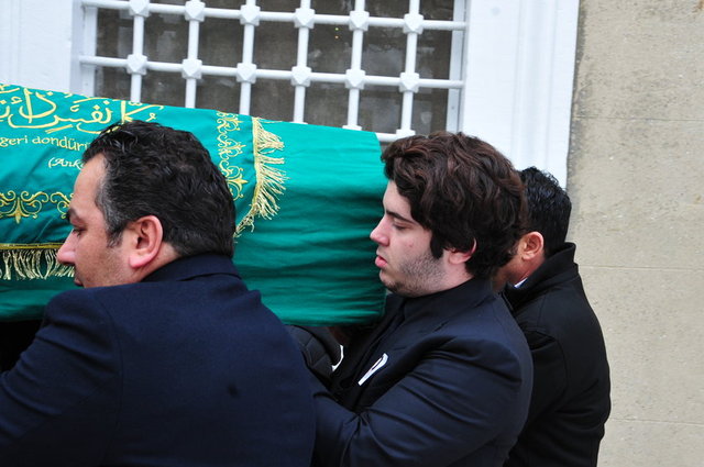 ASLAN KEMAL GÜLMAN 