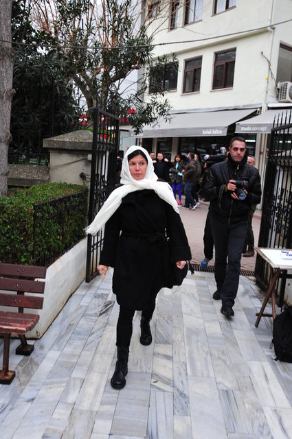 ZEYNEP ÜSTÜNEL