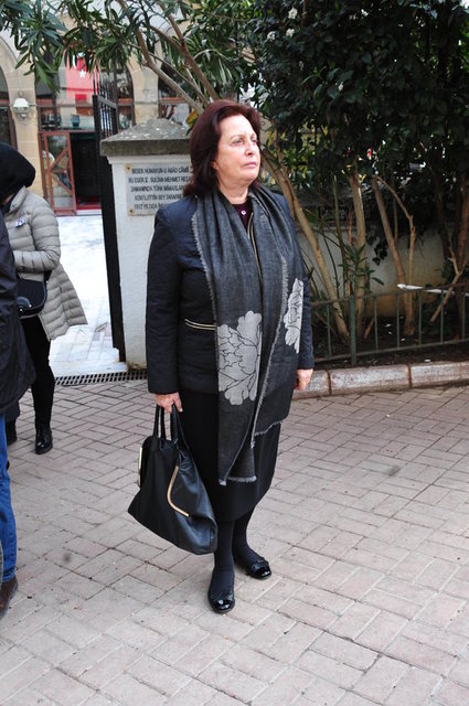 MONİK İPEKEL