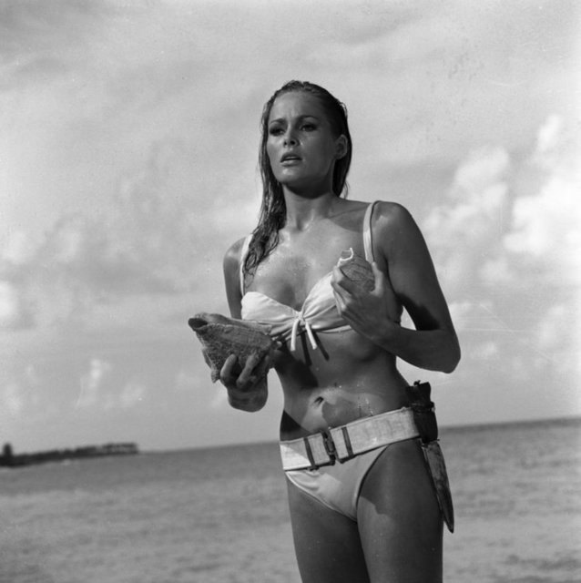 URSULA ANDRESS