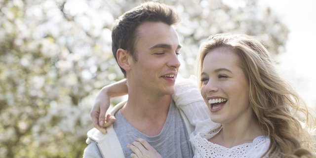 El ele tutuşun ve bir an önce nikah işlemlerine başlayın.