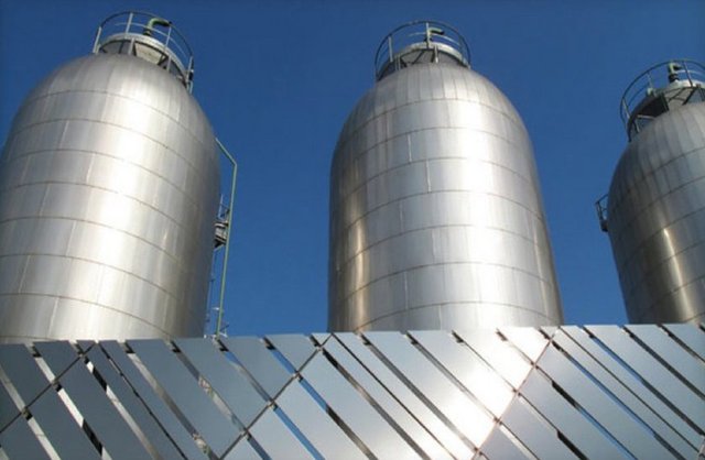 Asgari Ücret: 17.010.000 TL - Benzin Litre Fiyatı: 74.700 TL - Asgari Ücretle Alınabilen Benzin Miktarı: 228 Litre