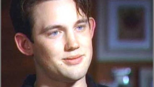 34. Adragon De Mello   - 11 yaşında üniversiteden mezun olan  De Mello 400 IQ'ya sahip. Erken yaştaki başarısı ve hırsını ise büyük oranda babasına borçlu. Oğlunun 16 yaşında Nobel Ödülü'nü kazanması için Adragon üzerinde büyük baskı kurmuştu.