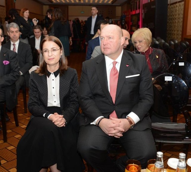 AYŞEGÜL İSLAM, MUSTAFA KOÇ