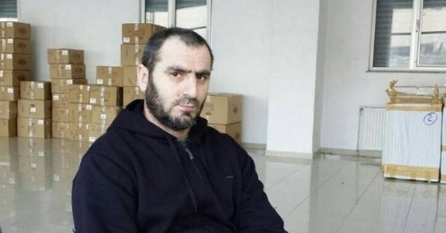 2 Mart 2015: İstanbul Başakşehir'de, 4 kardeşini Rusya'nın Çeçenistan'ı işgali sırasında kaybeden Kaim Suadev, eşi ve çocuğuyla birlikte Kafkasya'dan gönderilen bir bitkiyi yedikten sonra zehirlenerek hayatını kaybetti.