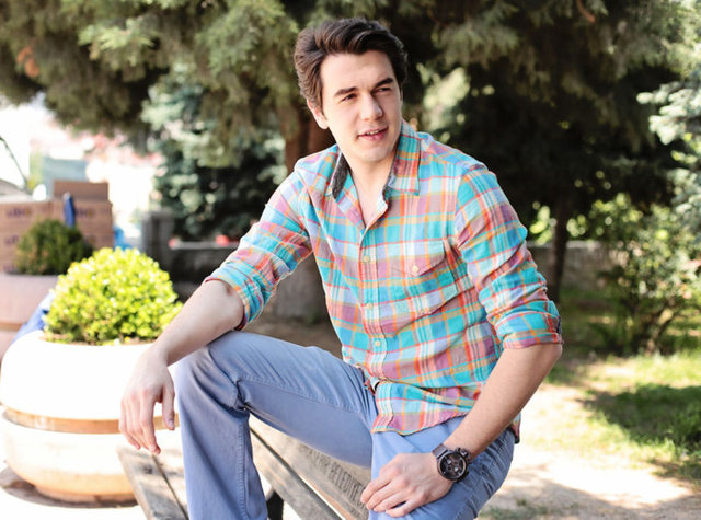 İsmail Ege Şaşmaz: Bence ilk 10 dakika içinde Galatasaray gol atacak ama maçı 2-1 Fenerbahçe alacak.