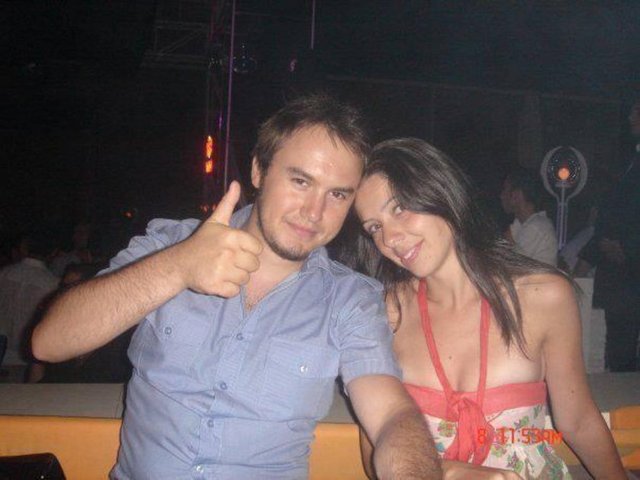 MUSTAFA CECELİ  - Kadına değer vermeyen, ikinci sınıf gören, hırpalayan, kaba kuvvete yönelen korkaktır. Şiddete hayır diye her yere yazsak ne çare. Öküz öküzdür.